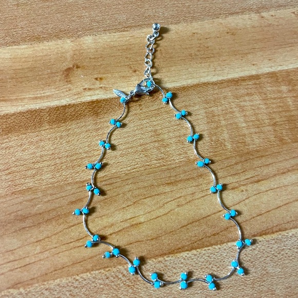 Elegant Avon Lightweight Turquoise Anklet Bracelet - Picture 1 of 4